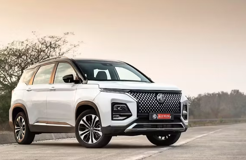 MG Hector Facelift Spied Testing in India – Updates, Features & Expected Launch