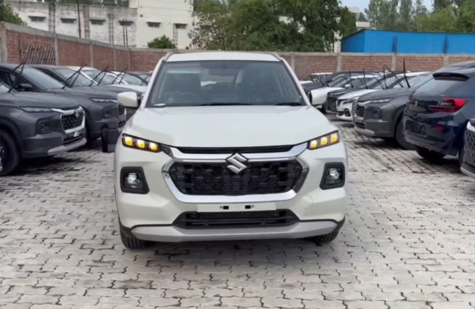 Maruti Grand Vitara Discounts Rise to ₹2.1 Lakh in November 2025