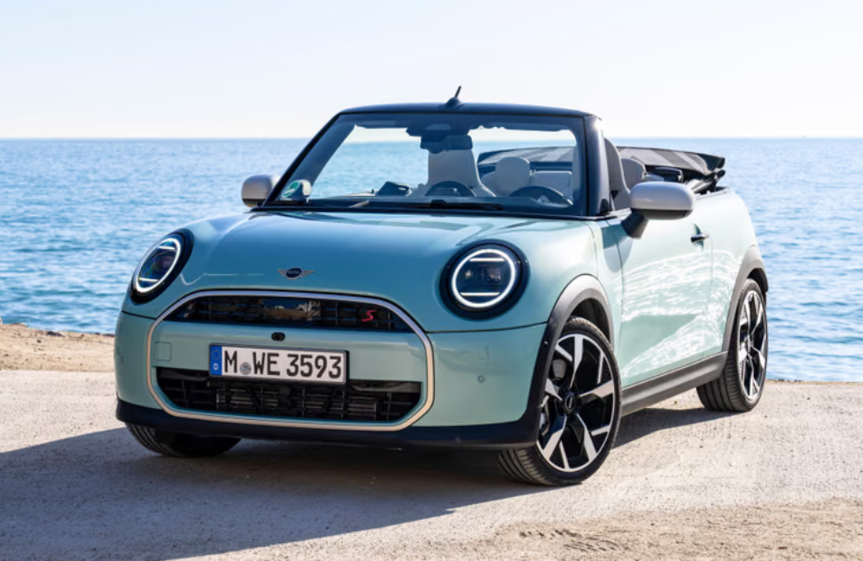 Mini Cooper Convertible Bookings Open in India with 18-Second Soft-Top