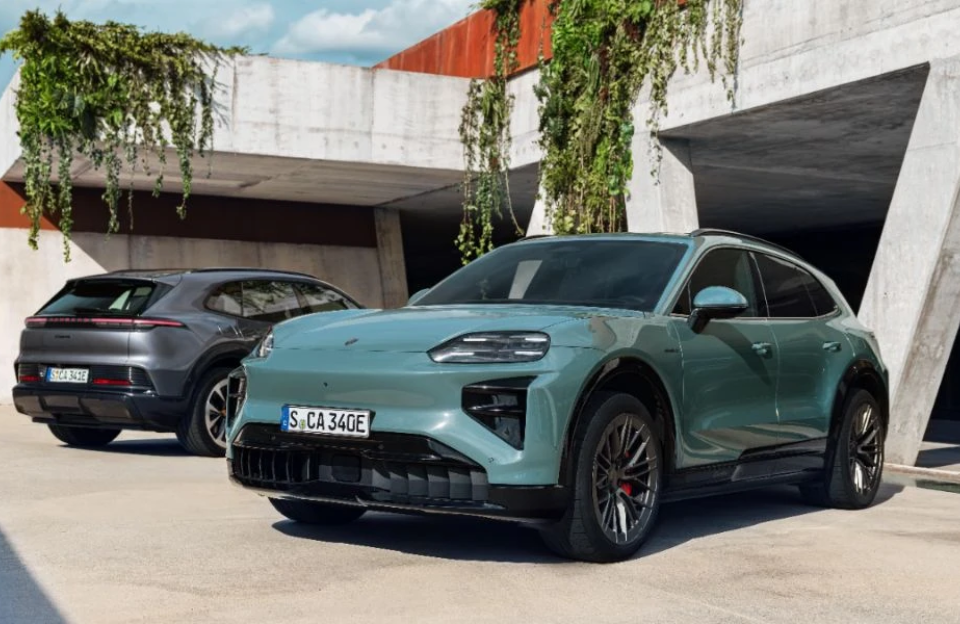 Porsche Cayenne Electric Breaks Cover in India at Rs 1.75 Crore